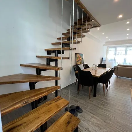 Townhouse *